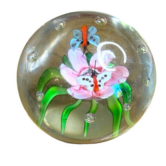 Vintage handmade solid glass flower butterfly paperweight art glass - Picture 2 of 4